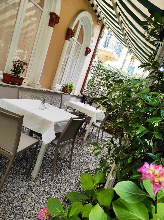 Hotel Palace Леванто Экстерьер фото