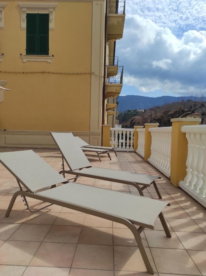 Hotel Palace Леванто Экстерьер фото